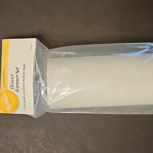 Wilton 9 pc Flower Former Set 11" Long1.5", 2", 2.5" Widths NEW Vintage 1987
